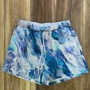 Lululemon men’s pool shorts size medium